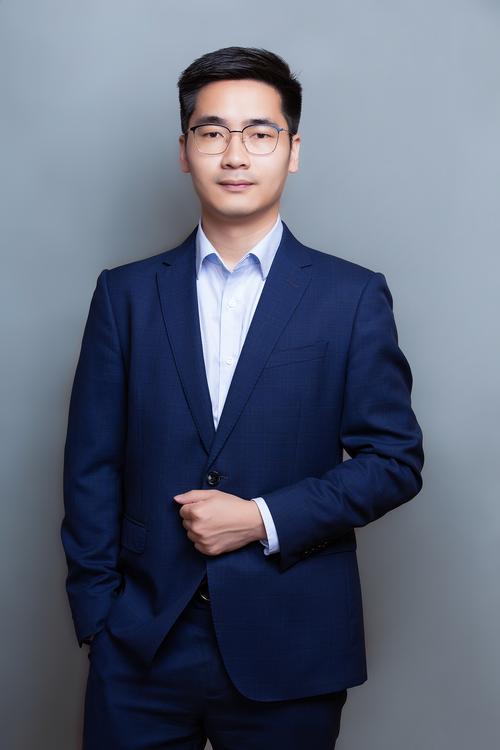 袁开芬包装与印刷设计负责人